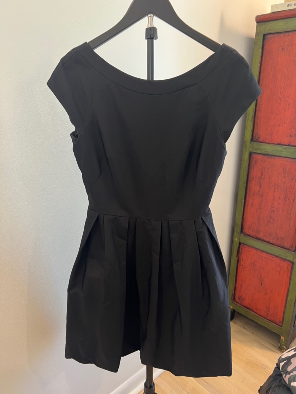 French Connection Black Cap-Sleeve Pleated Mini Dress